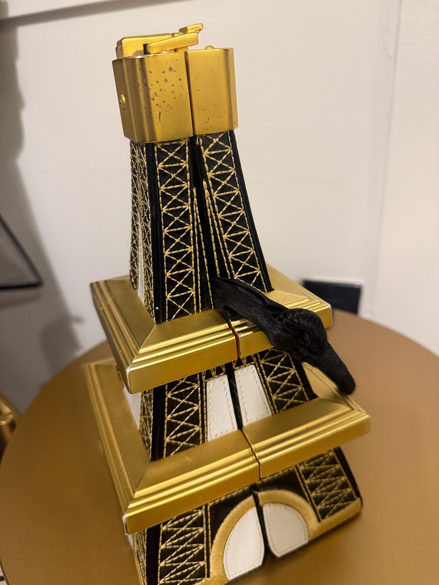 SATC EIFFEL TOWER FOLD OUT BAG
