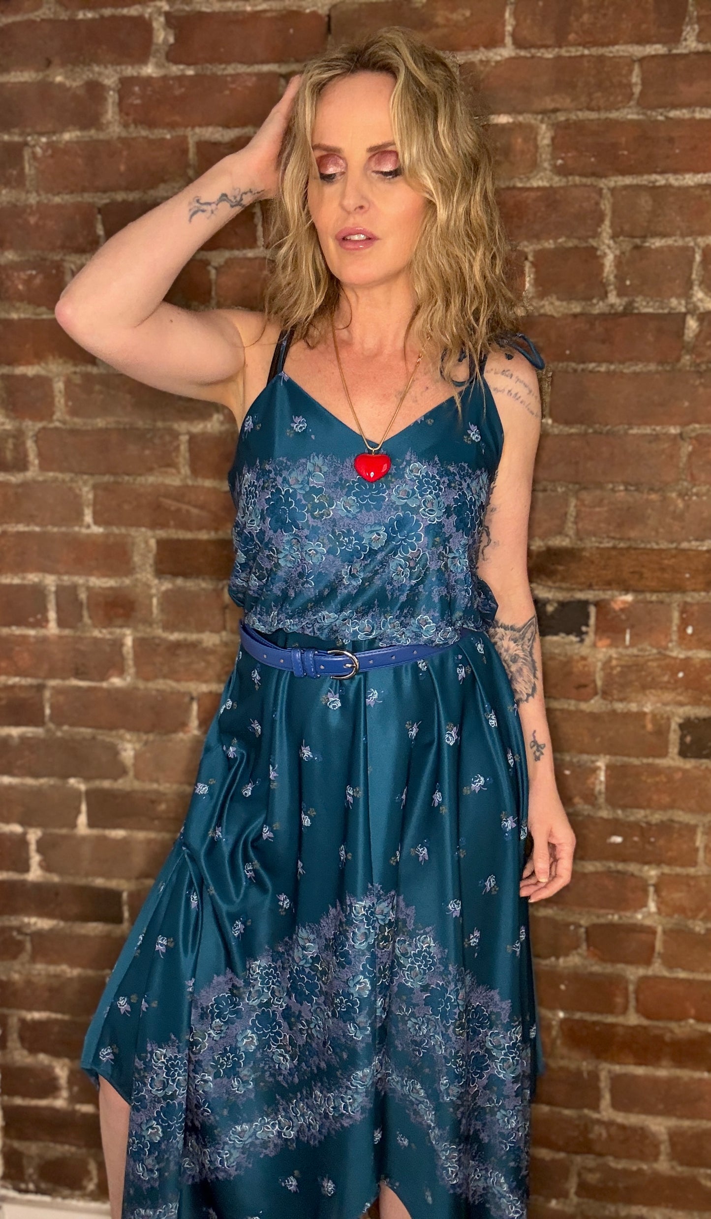 2nd Variation of Carrie’s Teal 70s Dress M