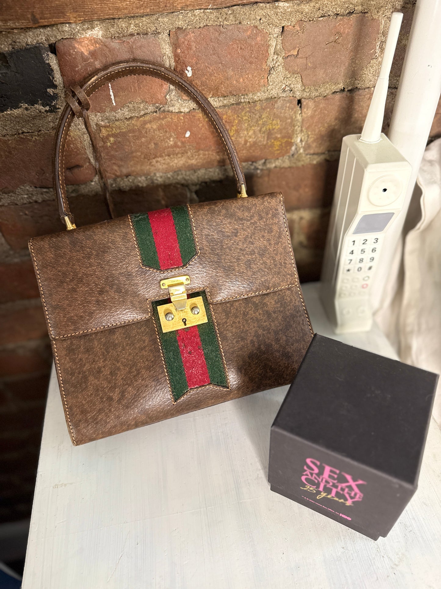 SATC LEGEND!! 1960s GUCCI TOP HANDLE BAG