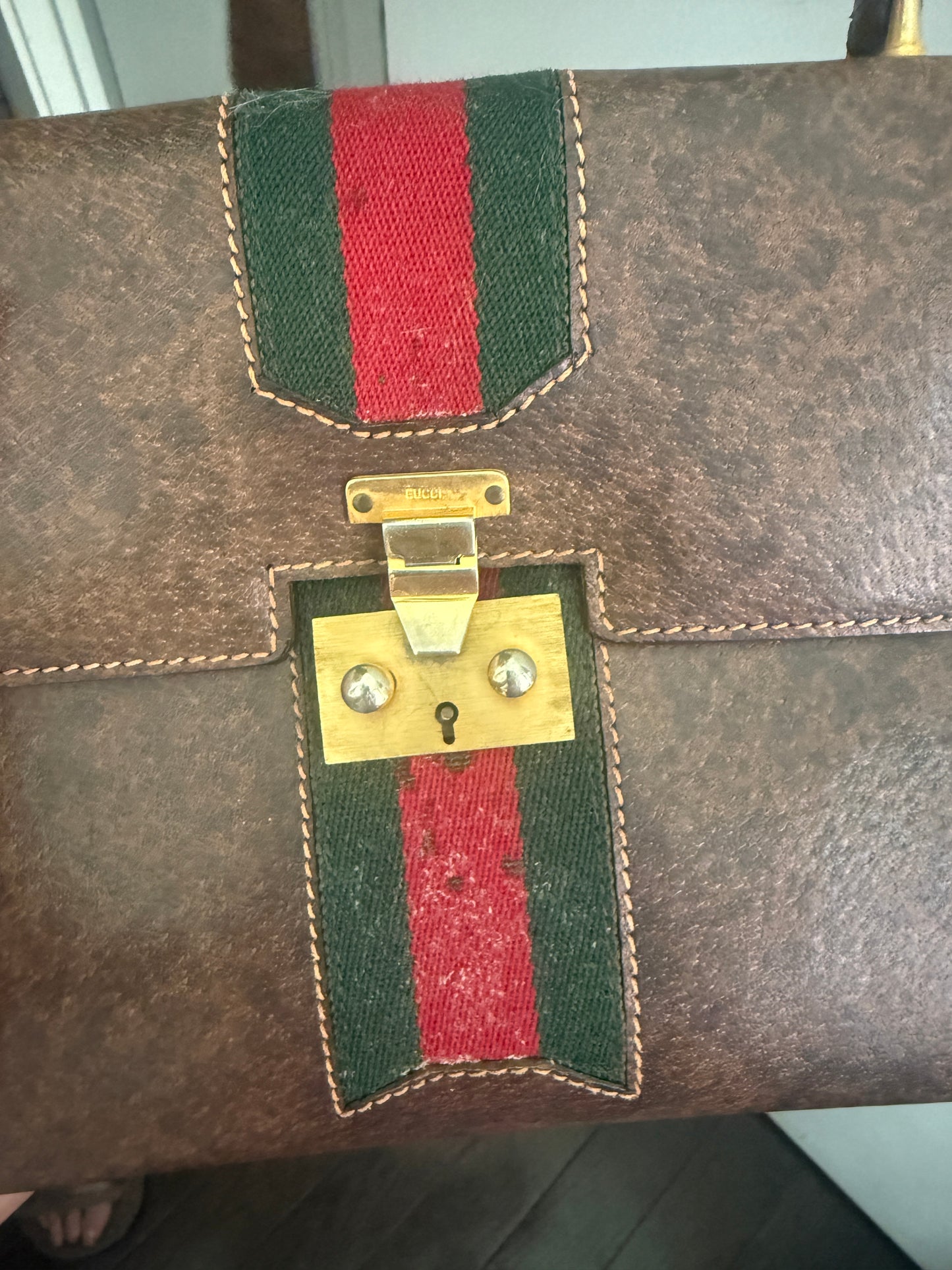 SATC LEGEND!! 1960s GUCCI TOP HANDLE BAG