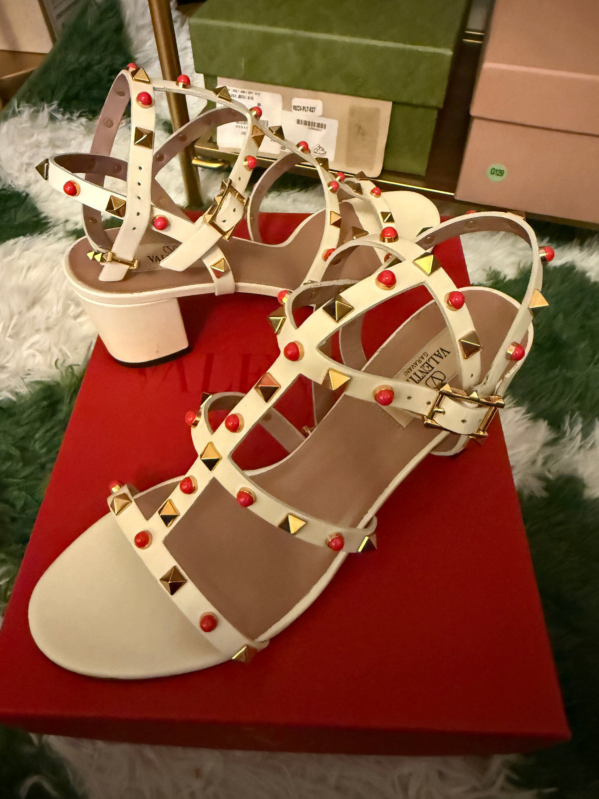 VALENTINO GARAVANI ROCKSTUD SANDAL