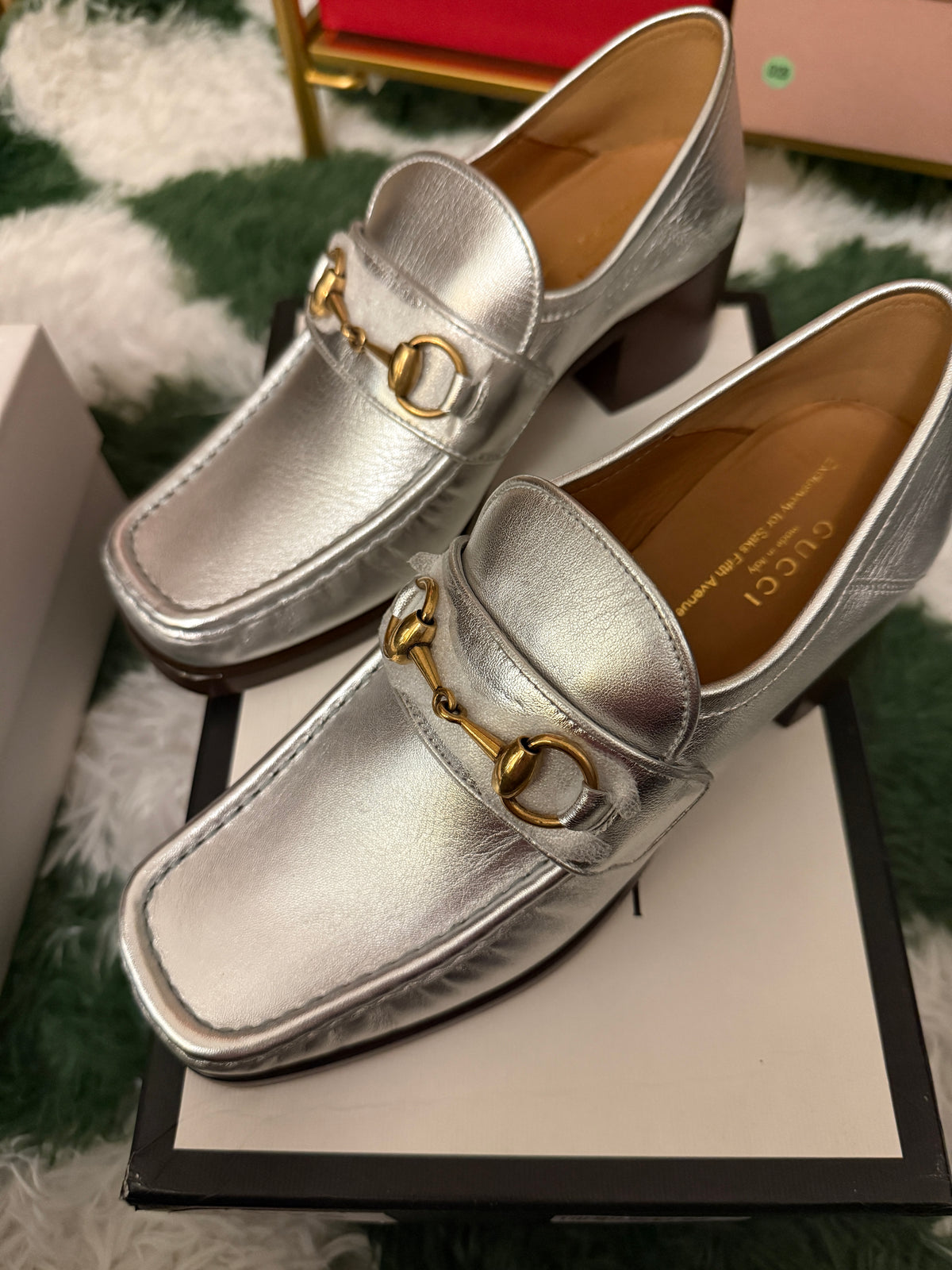 GUCCI SILVER HEELED LOAFER